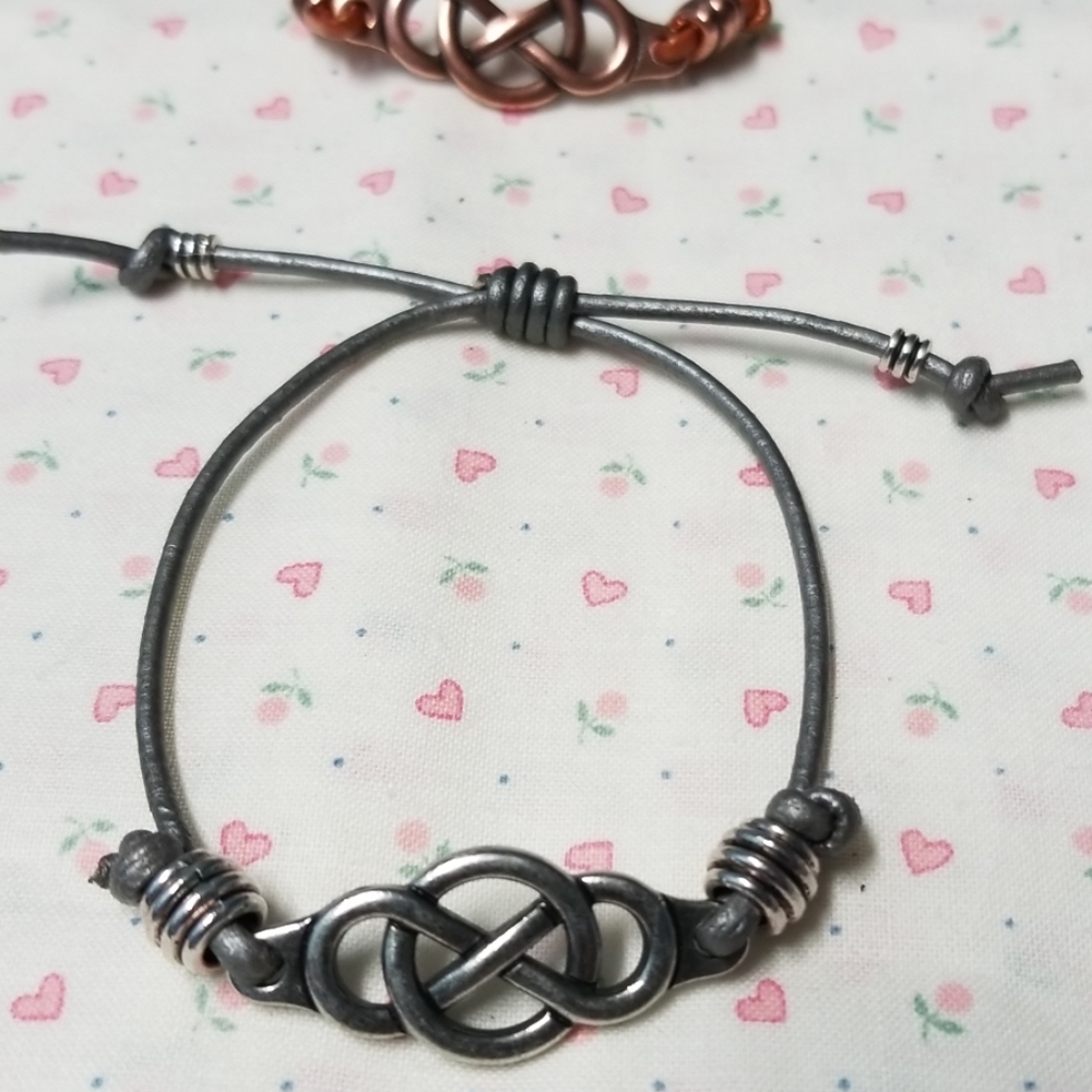 Silver Adjustable Leather Bracelet!